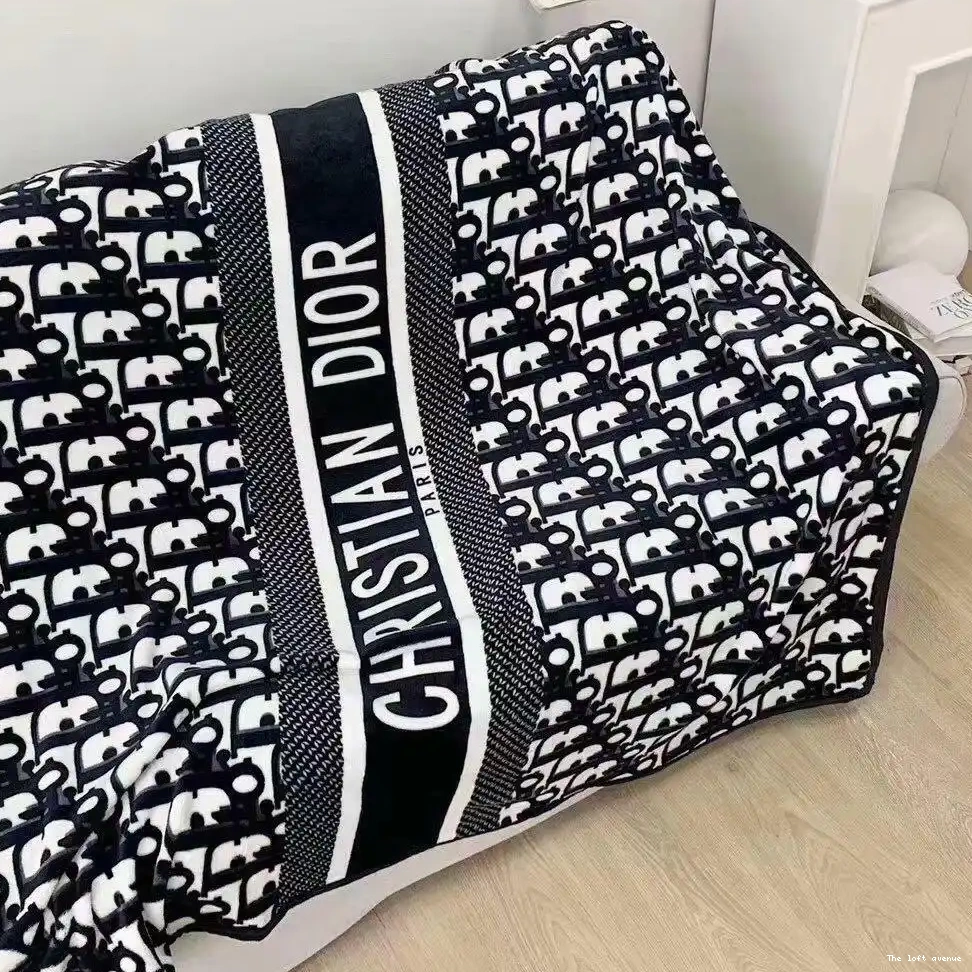 FLEECE THROW OBLIQUE BLANKET 0610